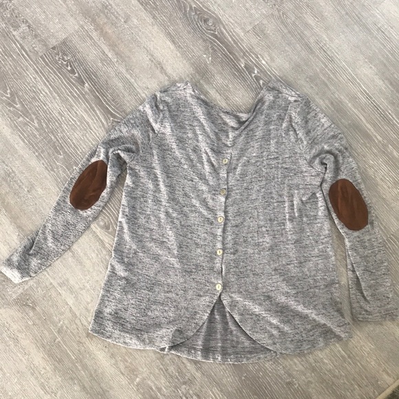 Staccato Tops - Stitch Fix v neck